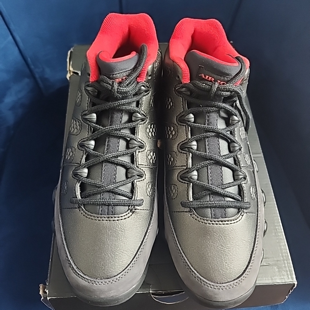 Sz 8 Nike Air Jordan 9 Retro Low Golf Mens ‘Charcoal Black/Red’ FJ5934-002 - Picture 3 of 8